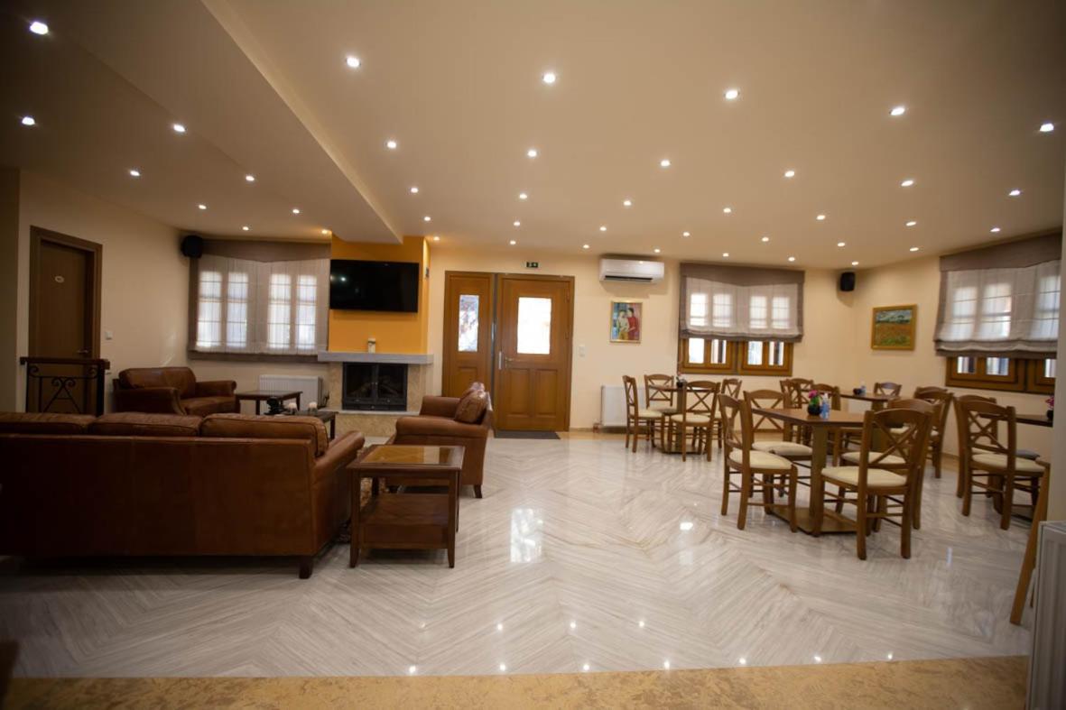 Rentinia Inn Rentína Exterior foto